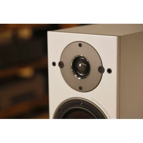 Dali Oberon 5 Light Oak