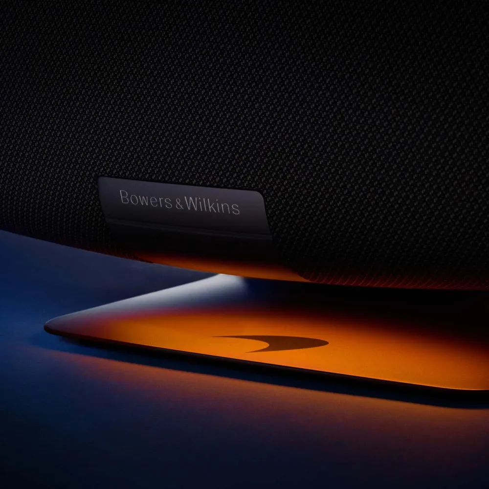 Bowers & Wilkins Zeppelin McLaren Edition