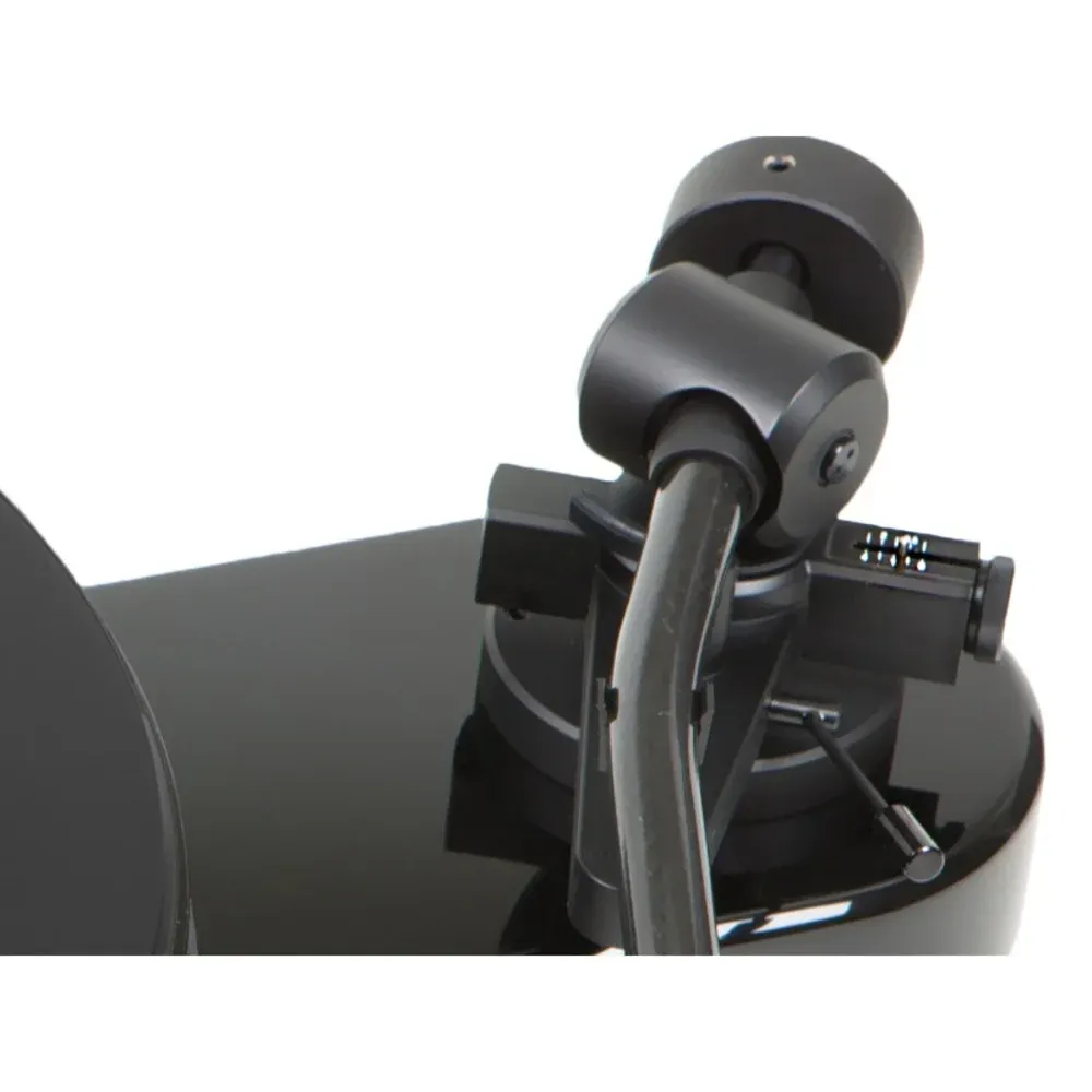 Pro-Ject RPM 3 Carbon Piano Black
