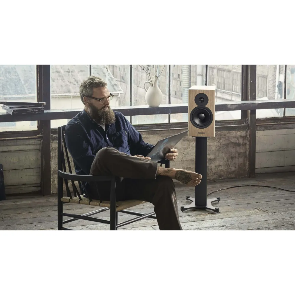 Dynaudio Evoke 20 Walnut Wood