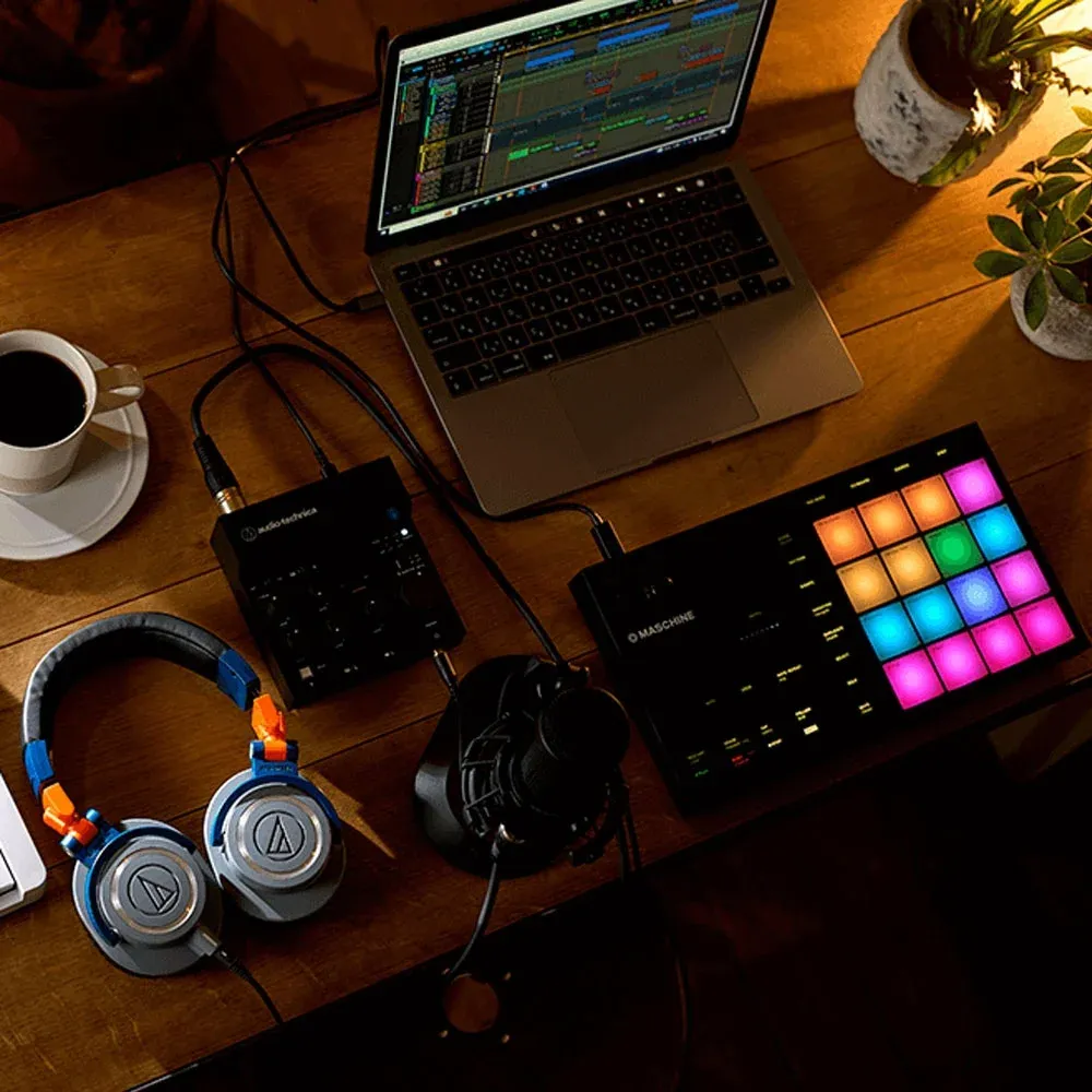 Audio-Technica ATH-M50x Lab