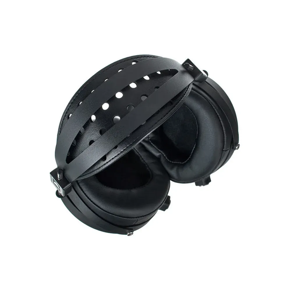 Audeze LCD-2 Classic Closed Case XLR