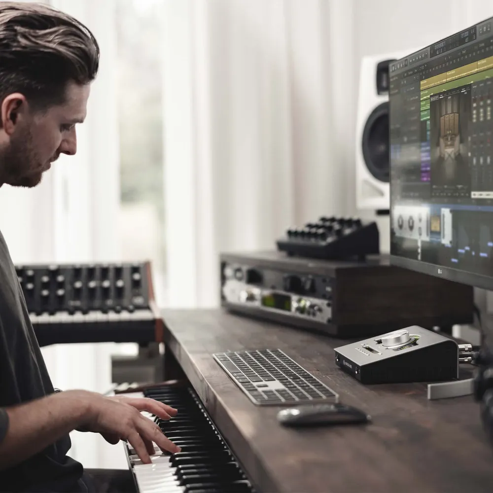 Universal Audio Apollo Twin X QUAD Gen 2 Essentials+ Edition Silver