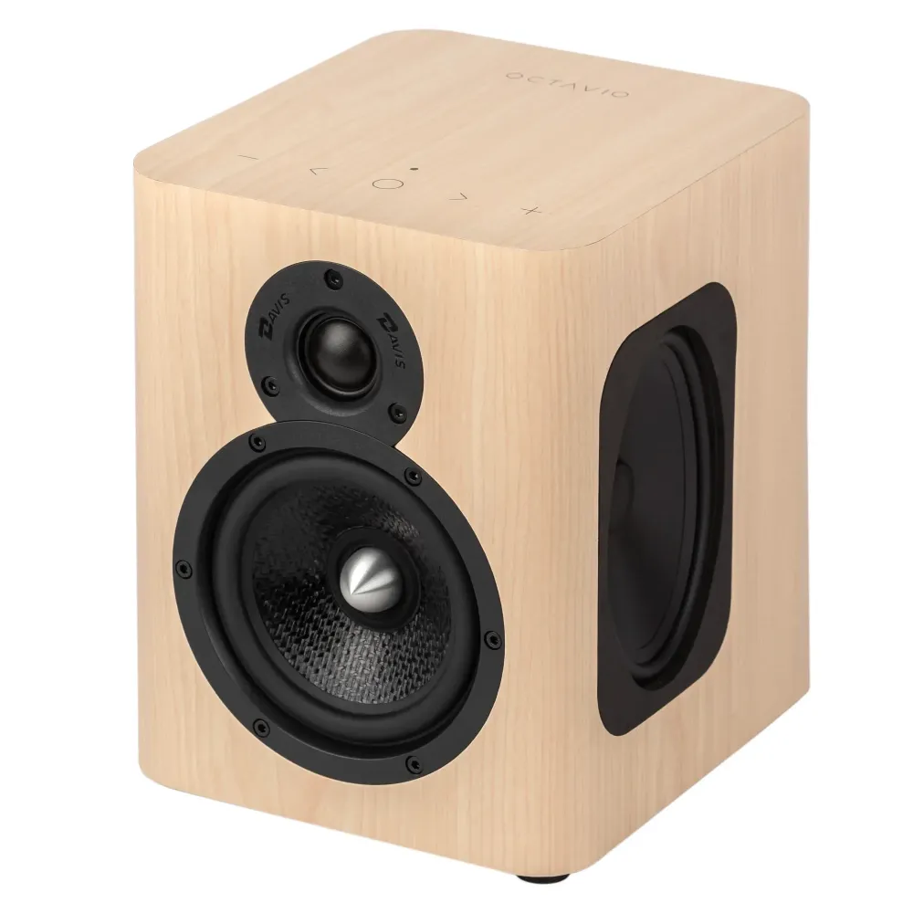 Octavio Maestro Light