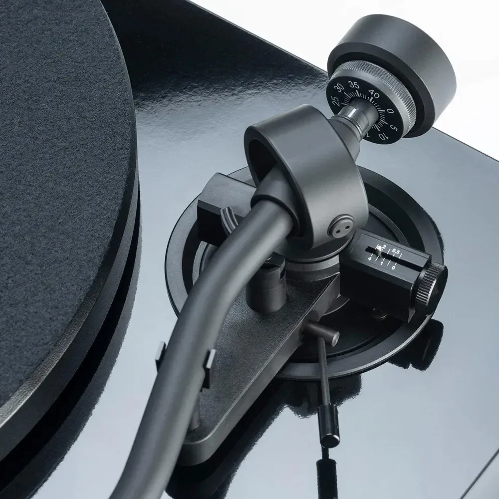 Pro-Ject Debut S Phono High Gloss Black