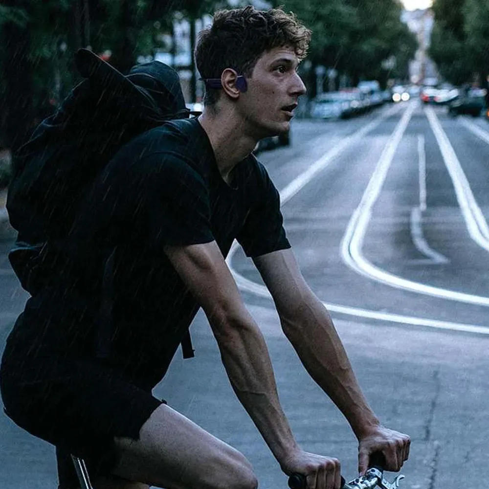 Creative Outlier Free Pro+ Orange