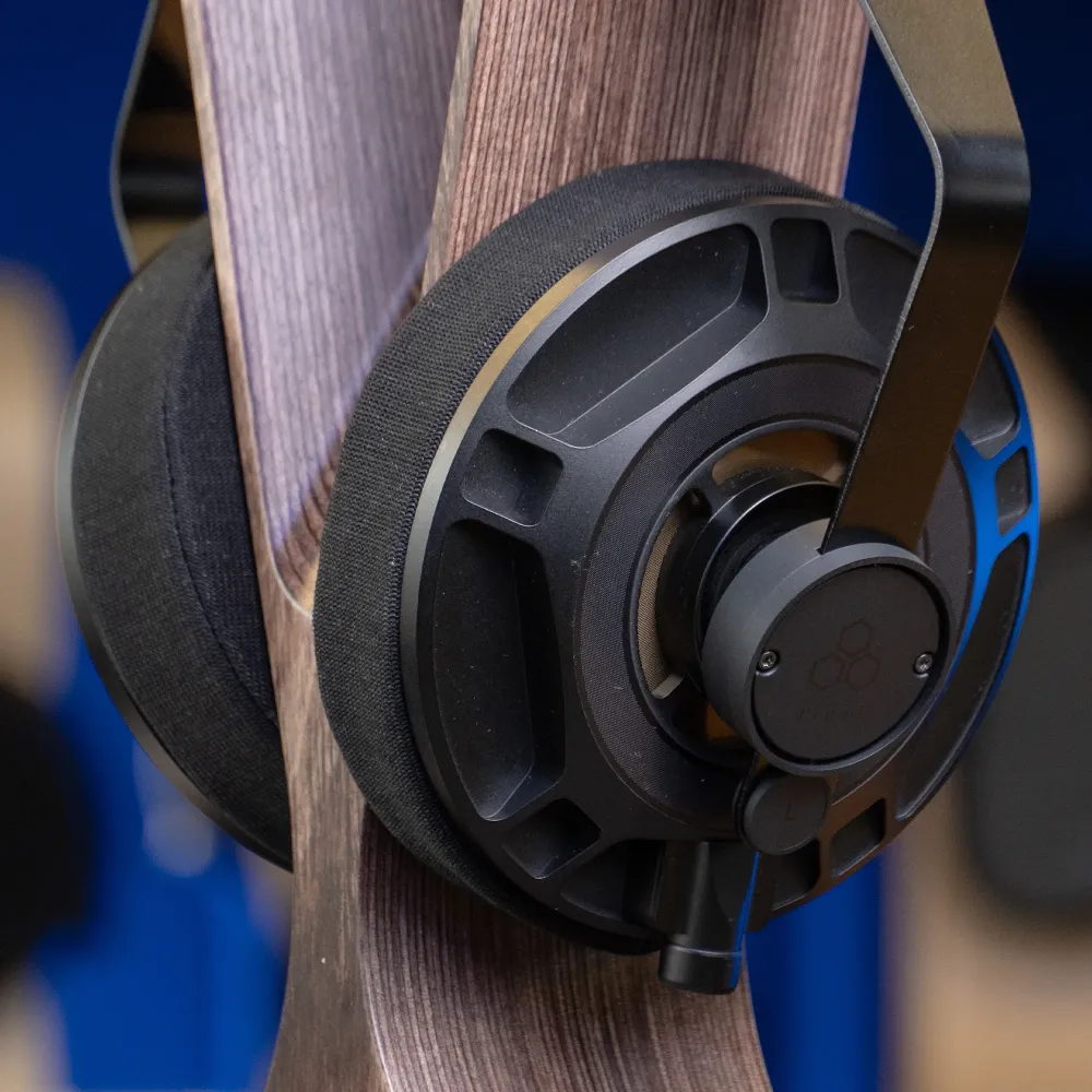 Final Audio D8000 Pro Limited Edition Black/Gold