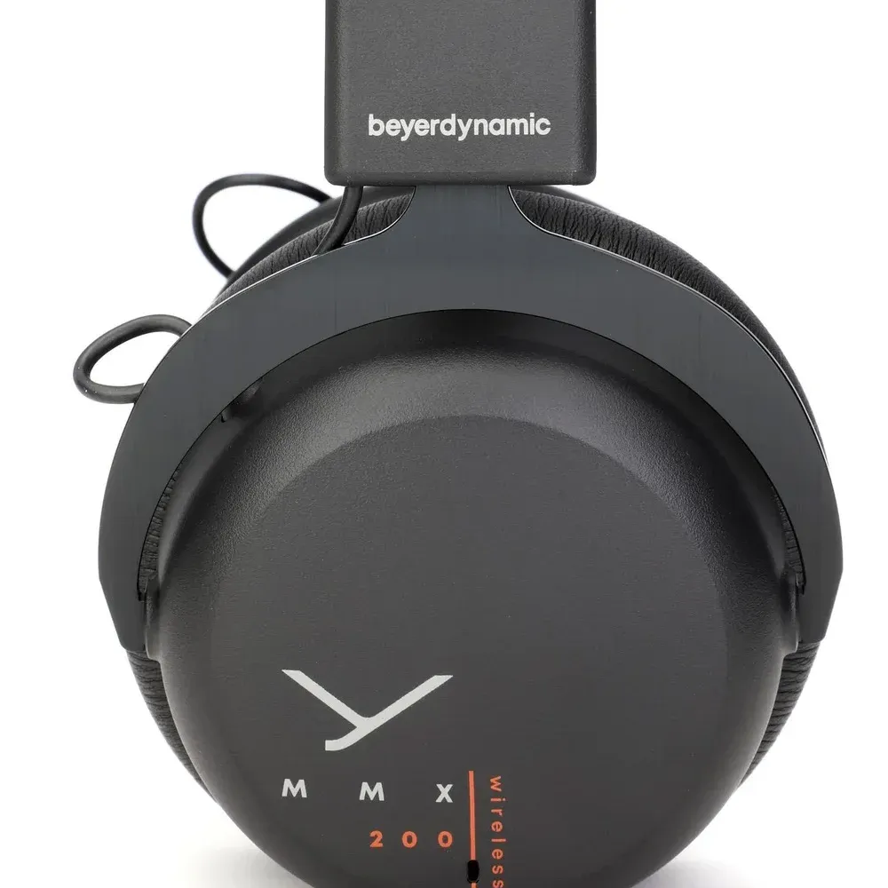 Beyerdynamic ММХ 200 Black