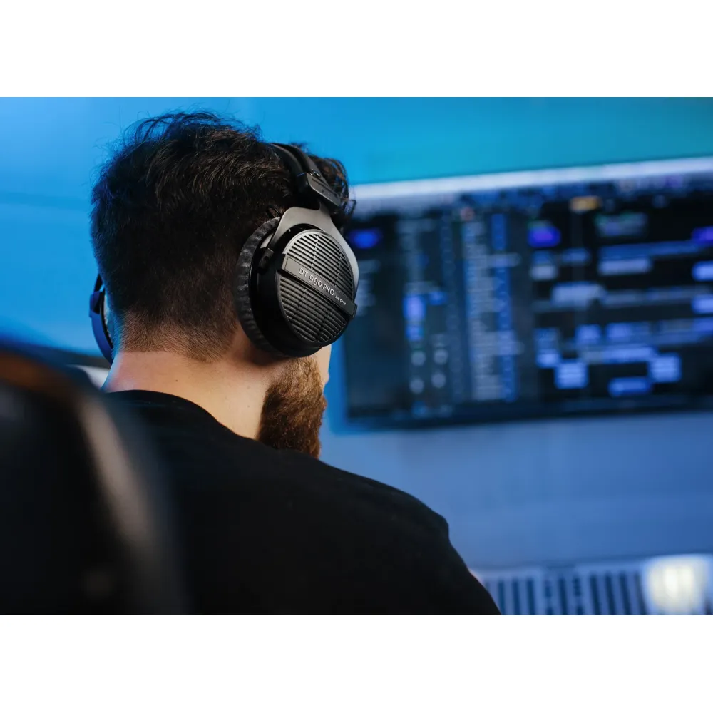 Beyerdynamic DT 990 PRO Black Limited Edition / 80 ohm