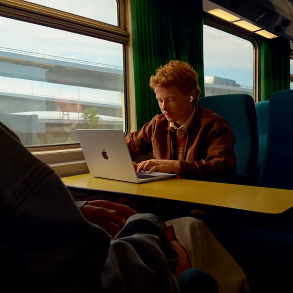 Apple AirPods Pro 3 White