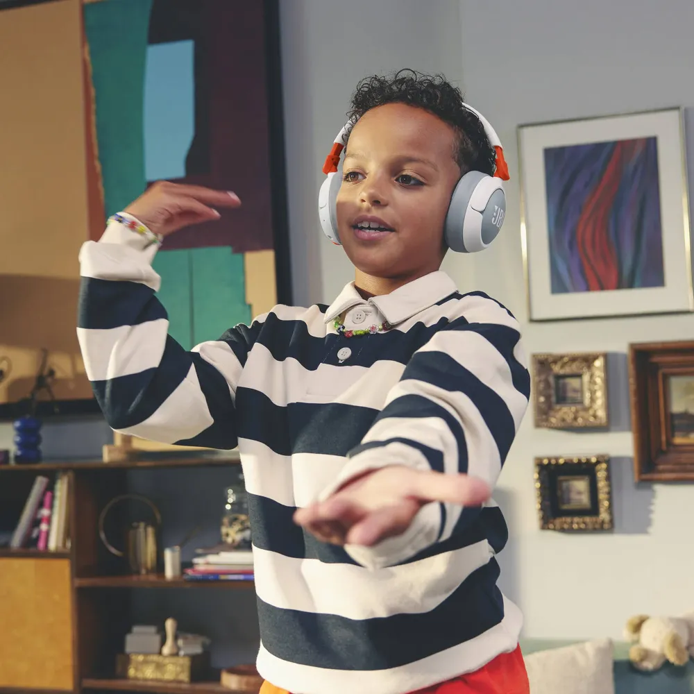 JBL Junior 470NC White