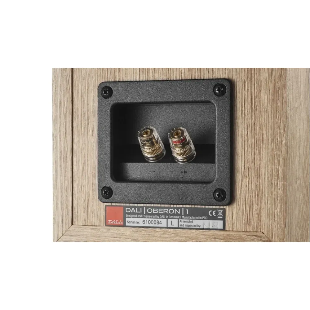 Dali Oberon 1 Light Oak