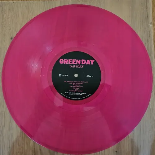 Green Day – Saviors (Neon Pink) LP