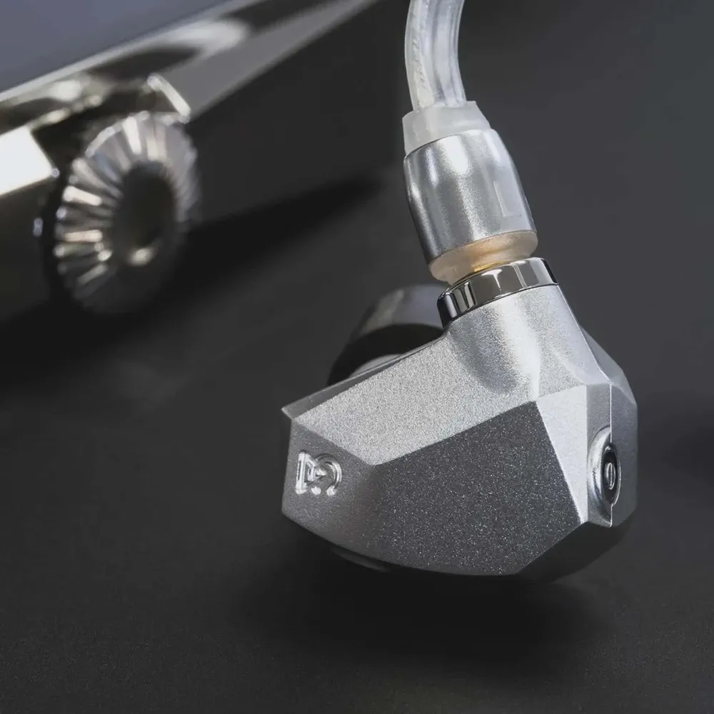 Campfire Audio Taurus Silver