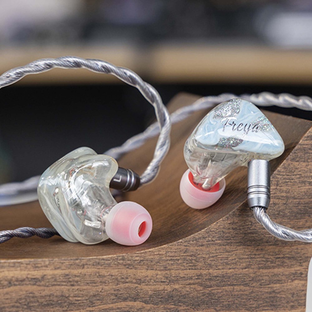 Kinera Freya 2.0 + ddHiFi TC35Pro Eye2 USB-C