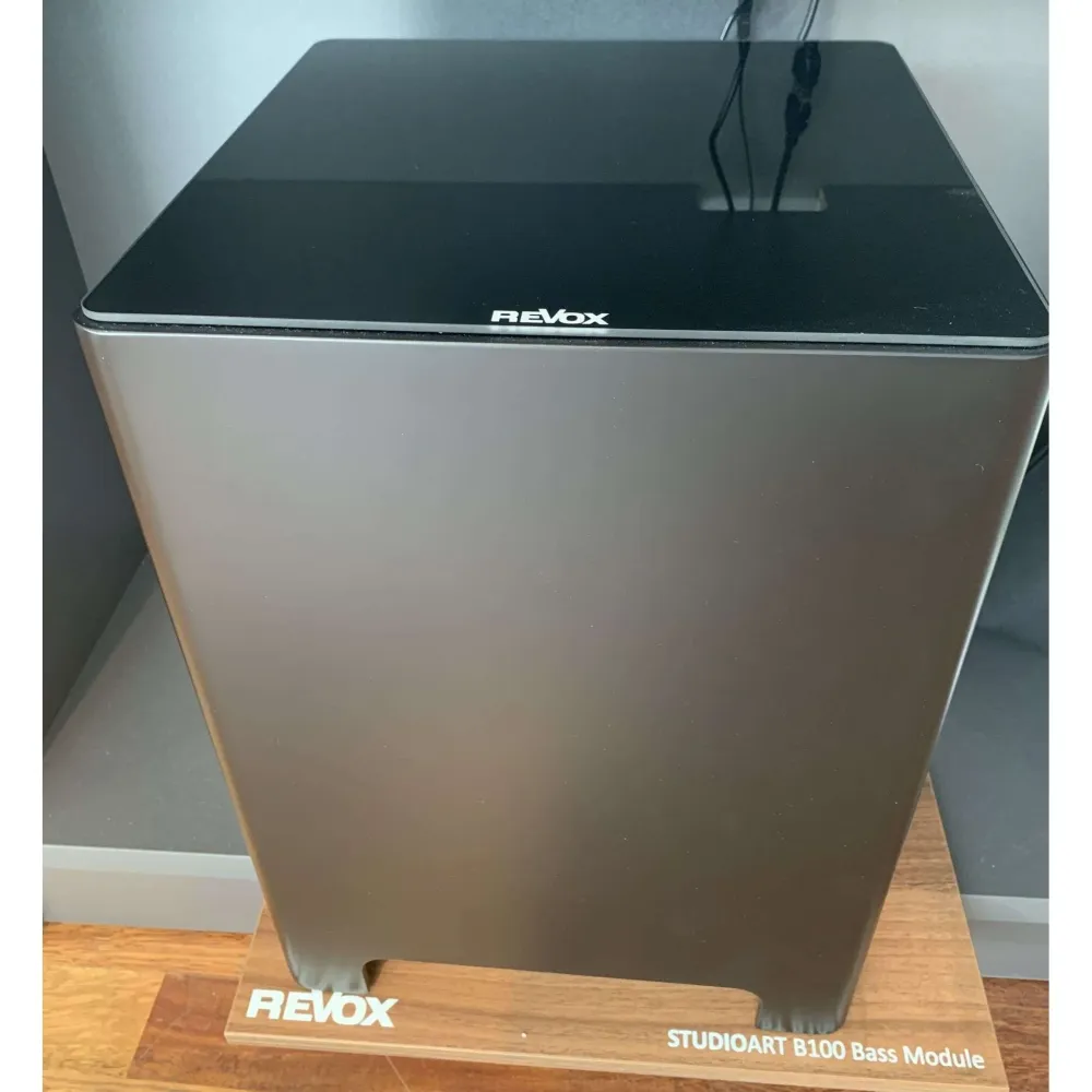 Revox B100 Bass Module White