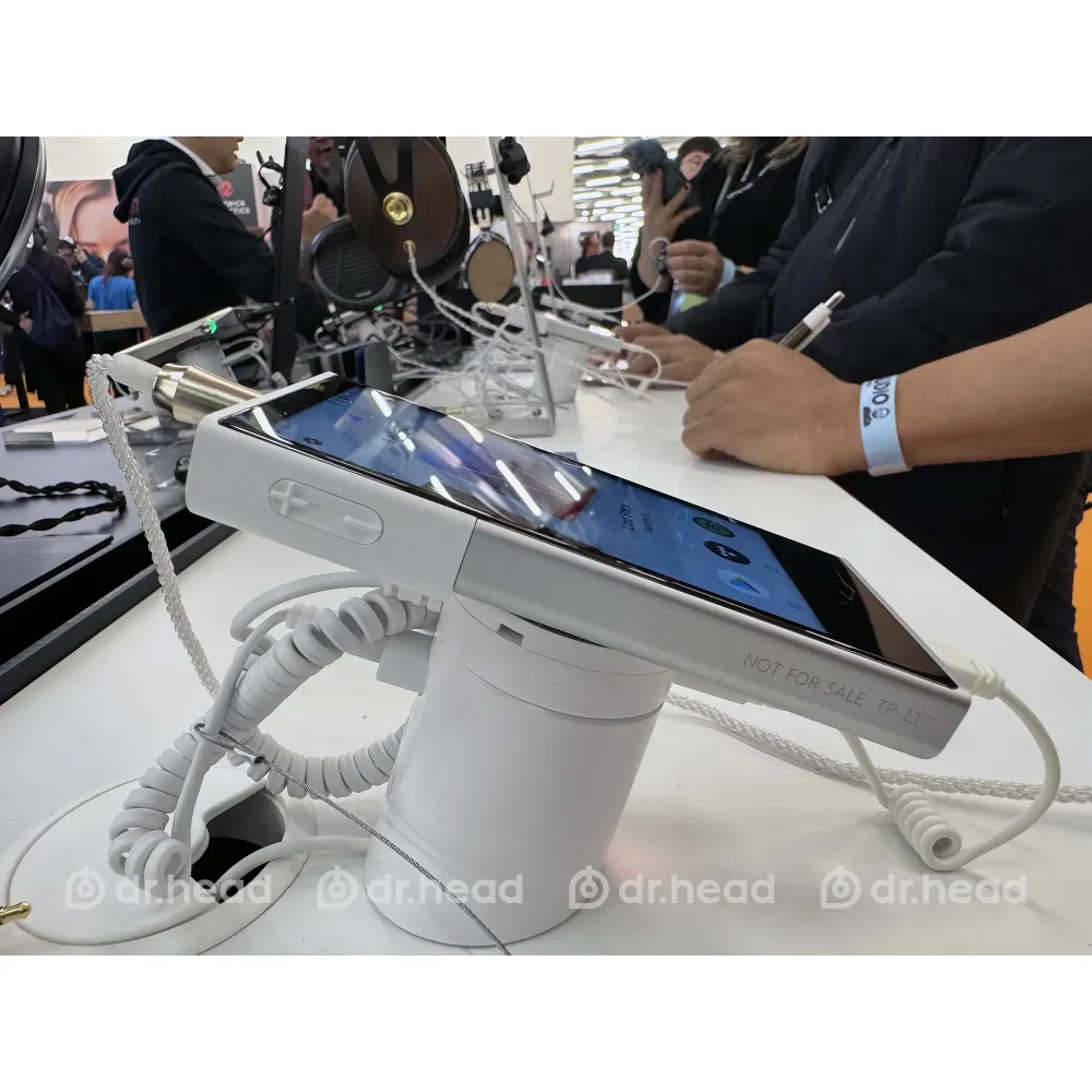 Astell&Kern Activo P1 Silver/White