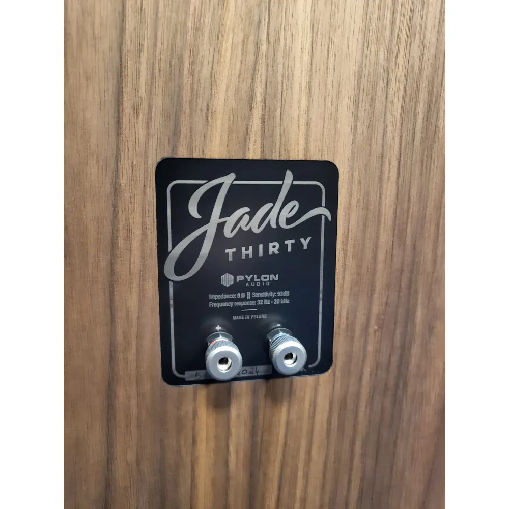 Pylon Audio Jade 30th Aerican Walnut