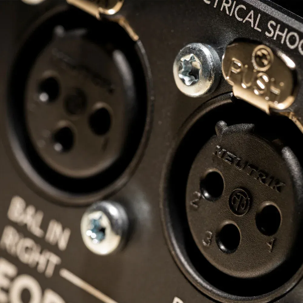 Lake People G111 Mk II Phoneamp Black