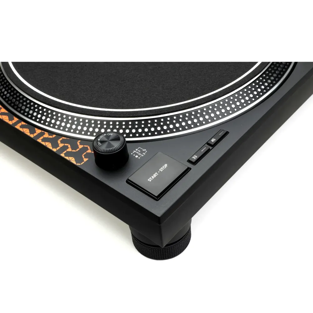 Technics SL-1200M7PED Lamborghini Orange