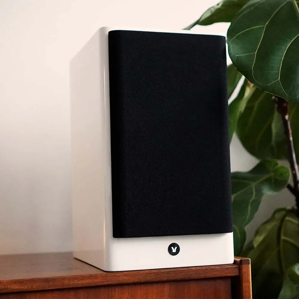 Dynaudio Focus 10 Highgloss White