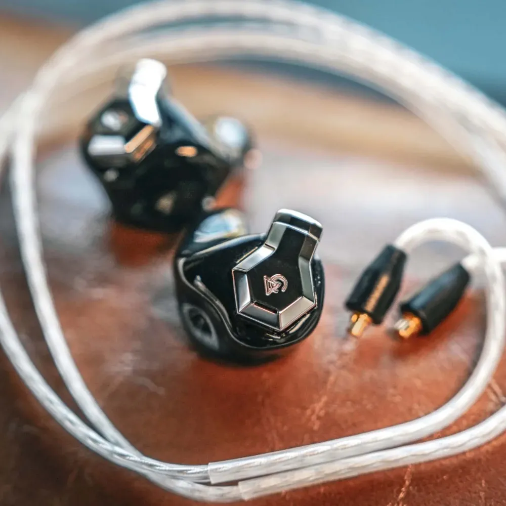 Campfire Audio Ponderosa Essential Universal Black