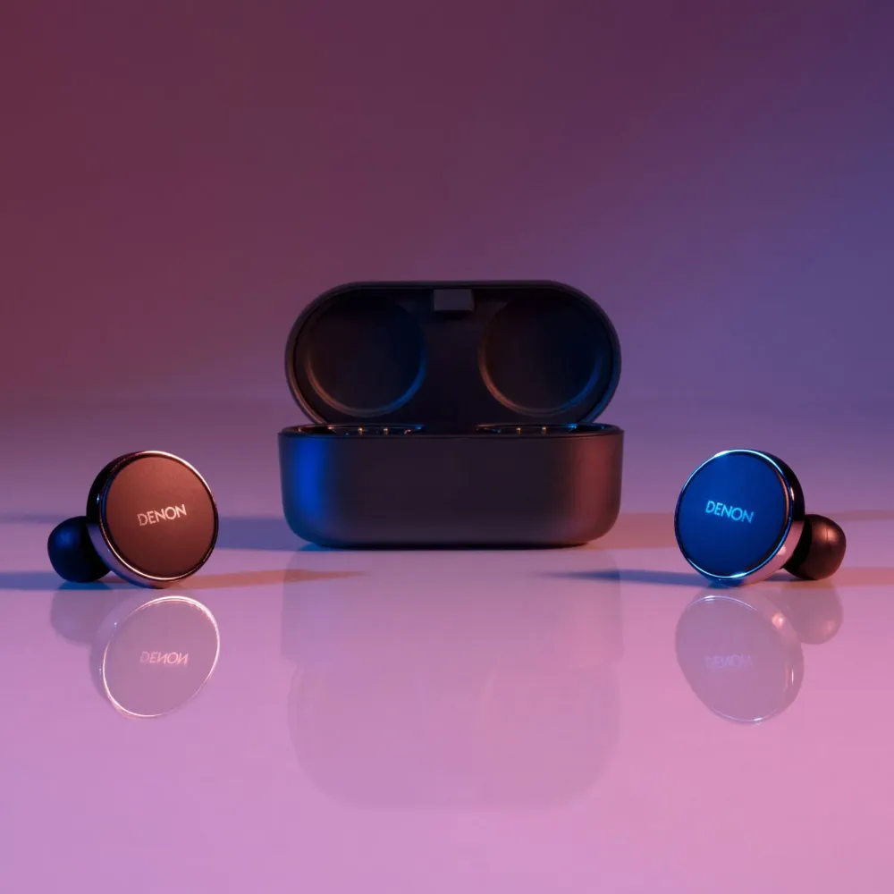 Denon PerL Pro Black