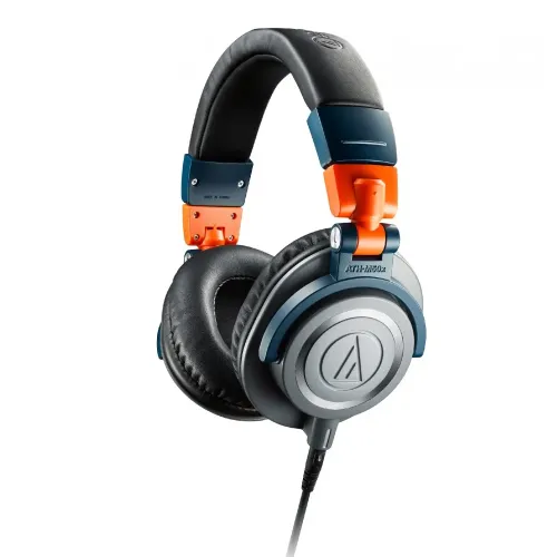 Audio-Technica ATH-M50x Lab