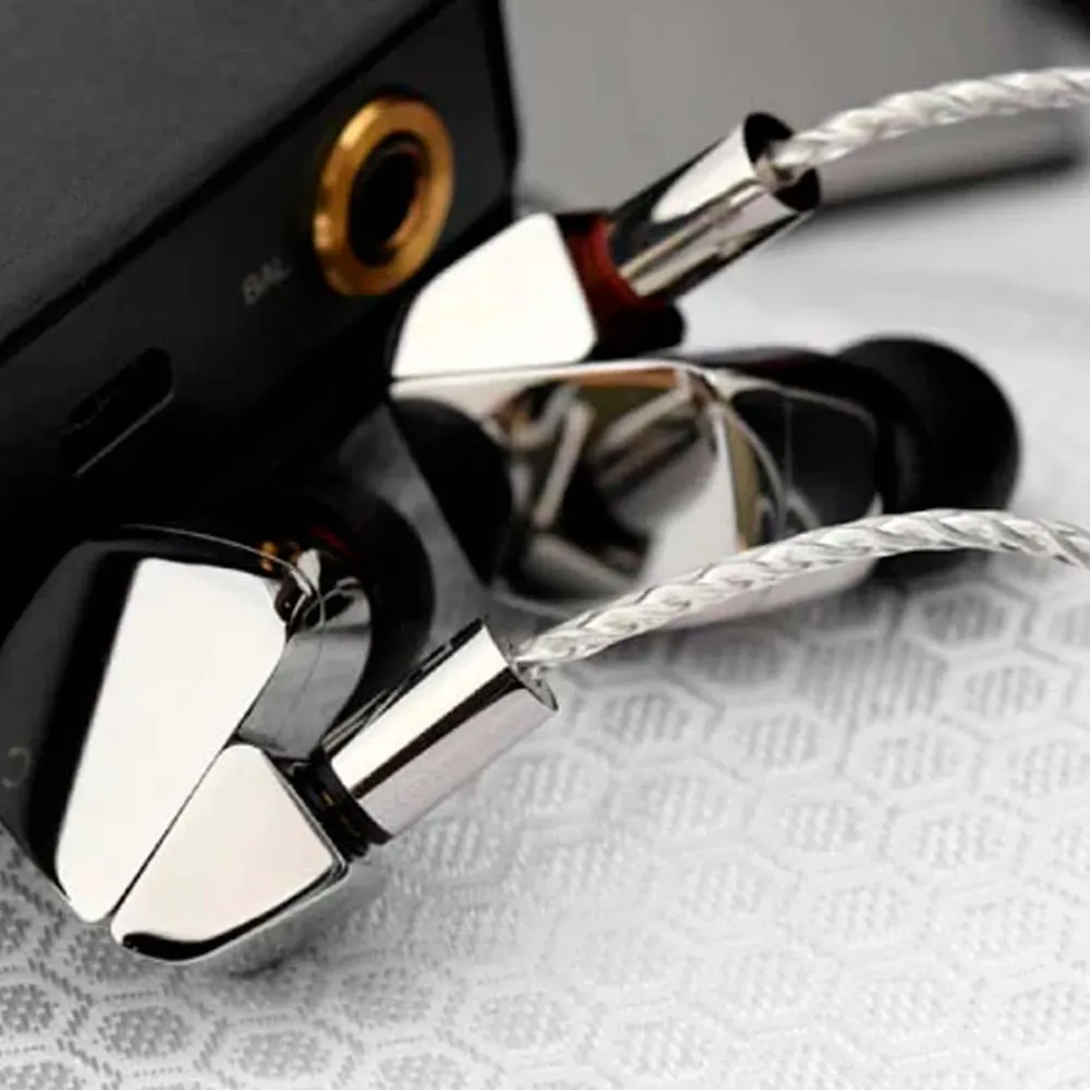 Final Audio A8000 Silver