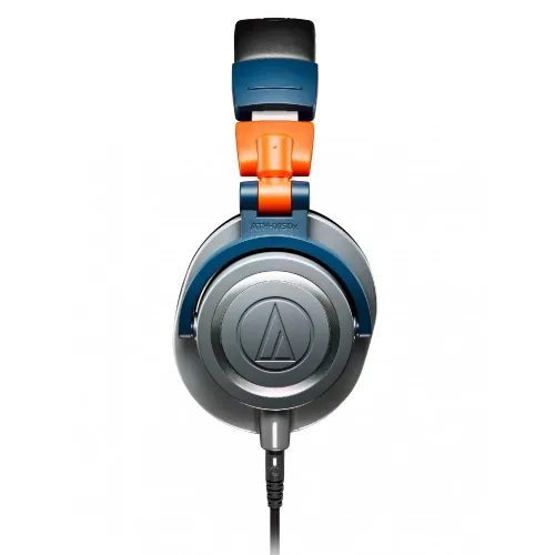 Audio-Technica ATH-M50x Lab