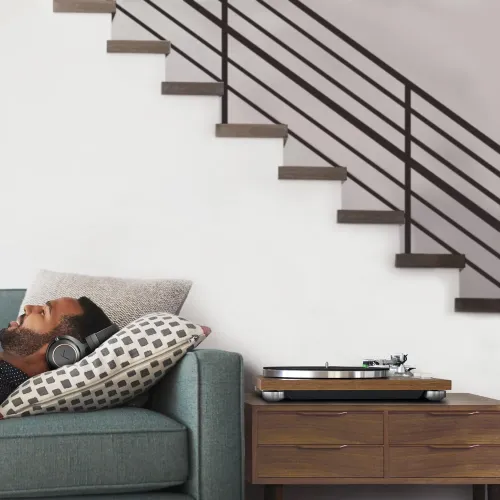 Sonus Faber Omnia Walnut + TEAC TN-400BT-X Walnut