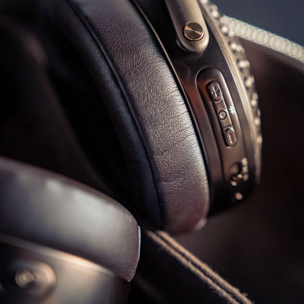 Focal Bathys MG Chestnut