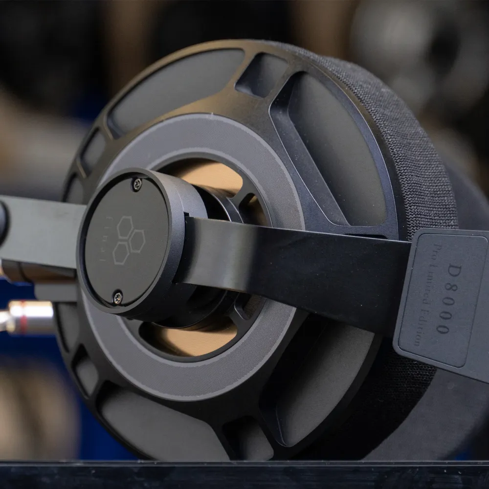 Final Audio D8000 Pro Limited Edition Black/Gold