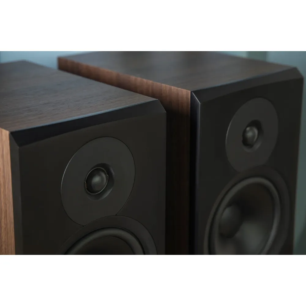 Dynaudio Emit 20 New Walnut