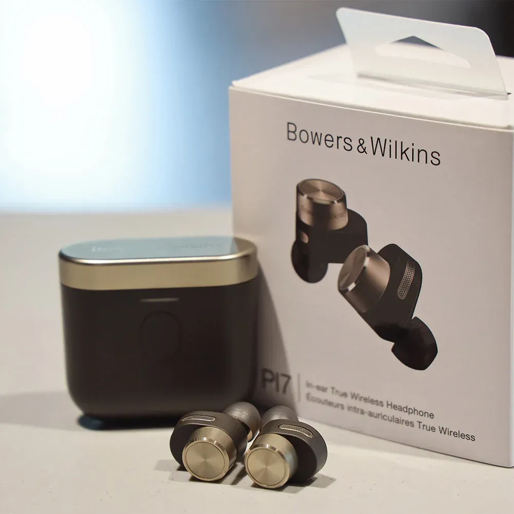 Bowers & Wilkins PI7 Charcoal