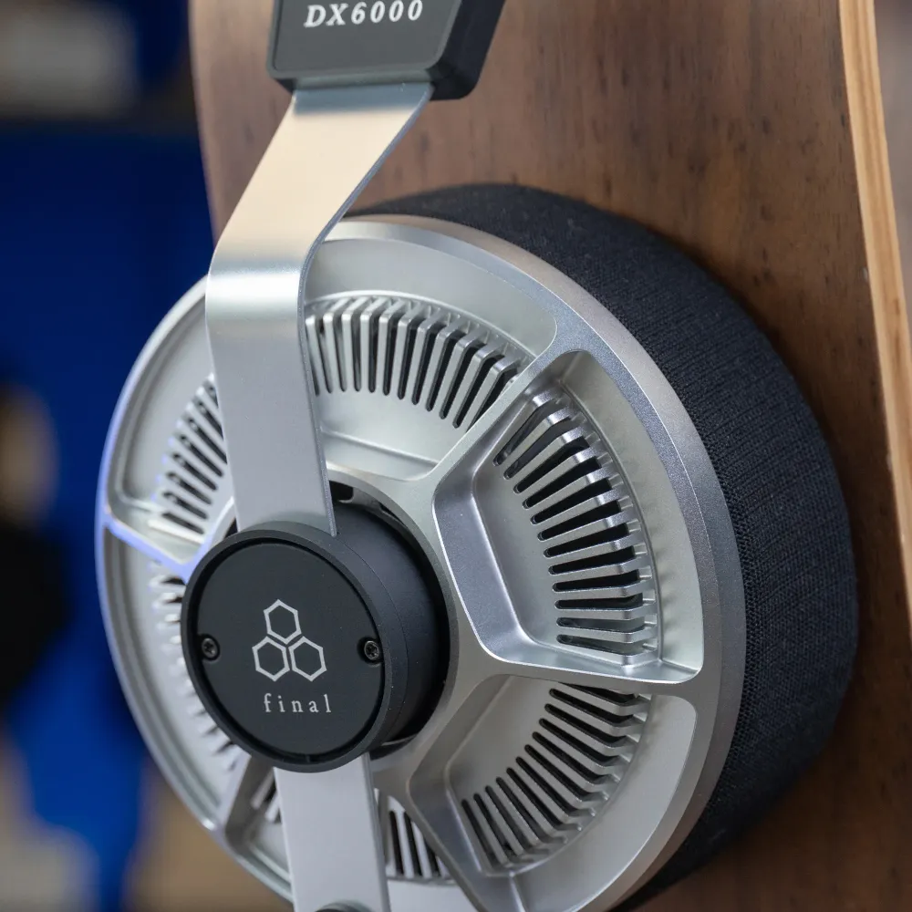 Final Audio DX6000 Black Silver