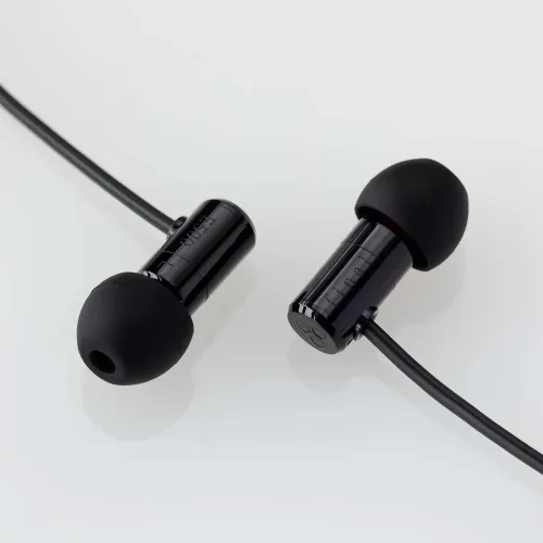 Final Audio E500 Black