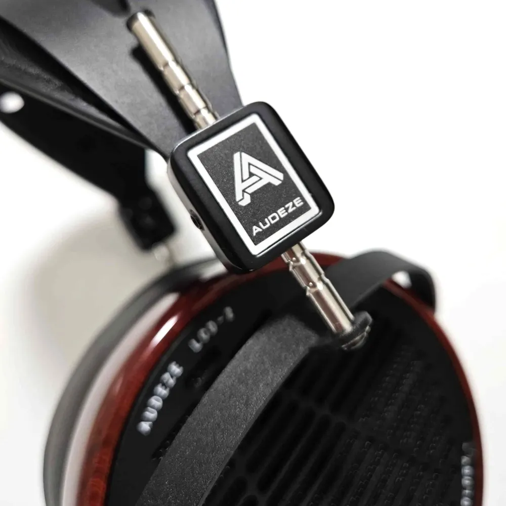 Audeze LCD-2 Padauk Case XLR