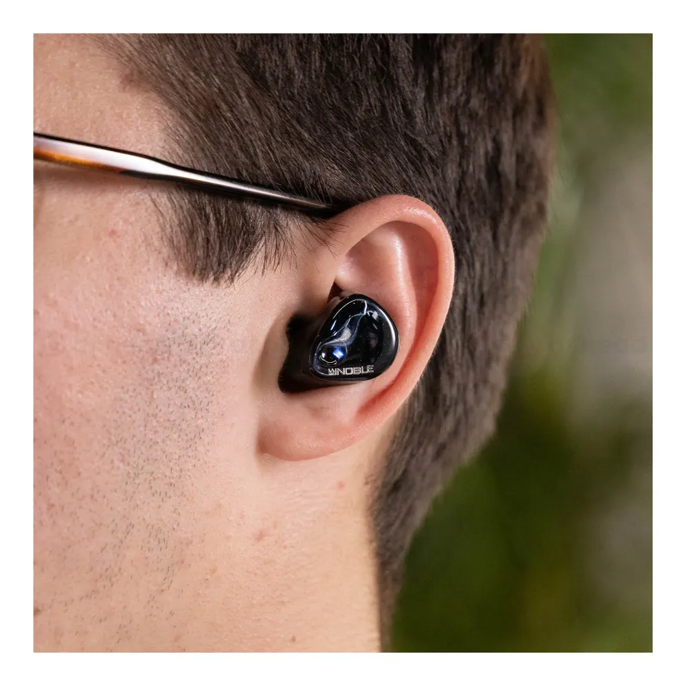 Noble Audio FoKus Mystique Blue Black