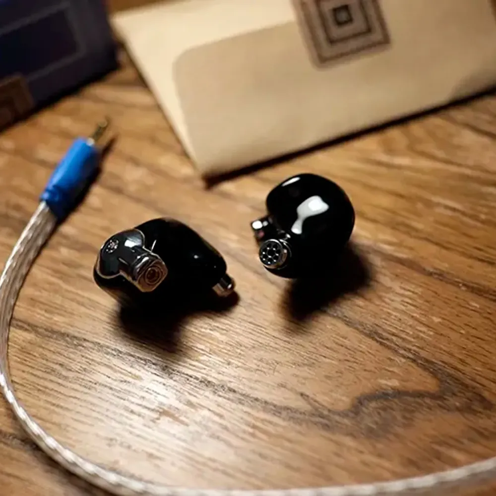 Campfire Audio Cascara Essential Universal Black