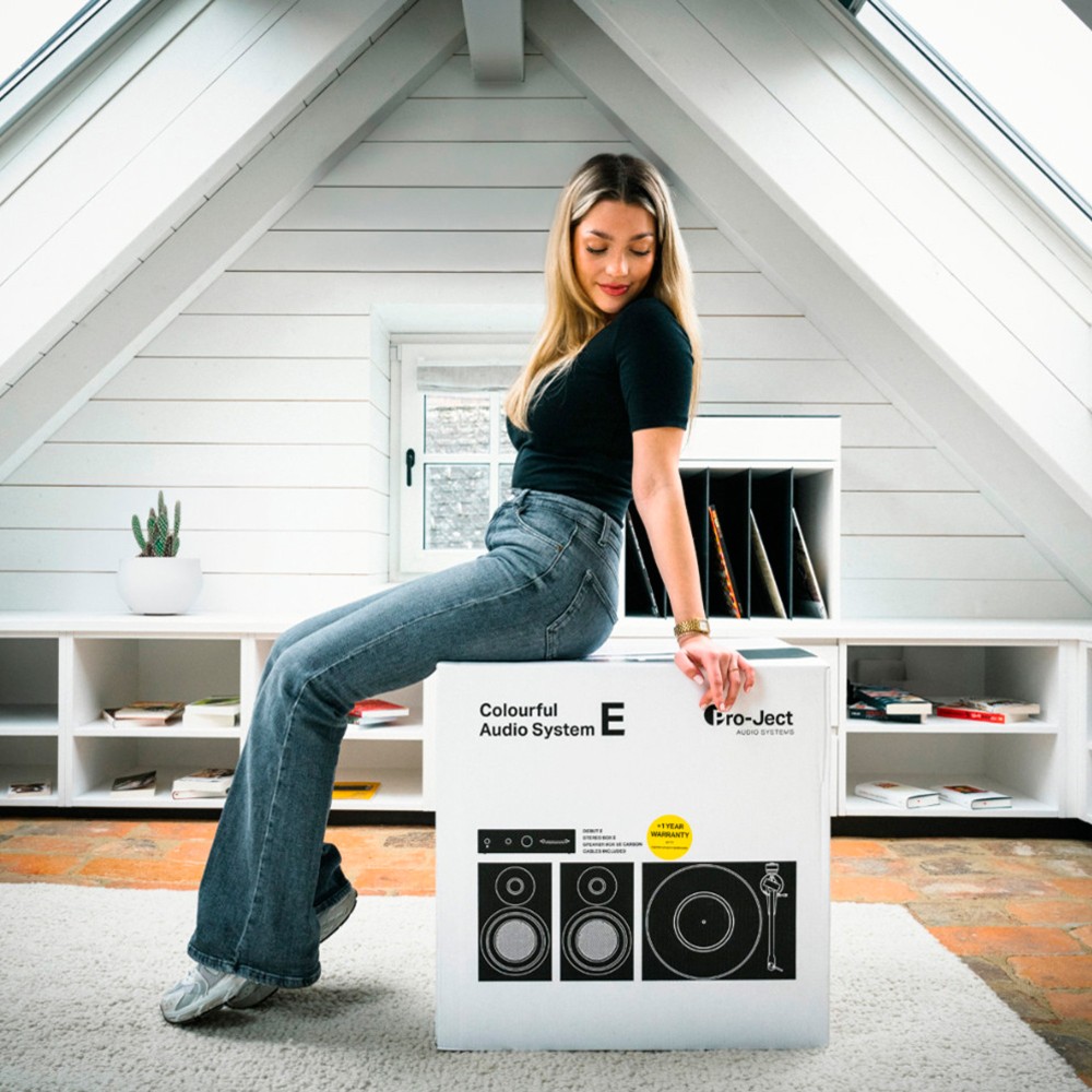 Pro-Ject Colourful Audio System E Satin Black