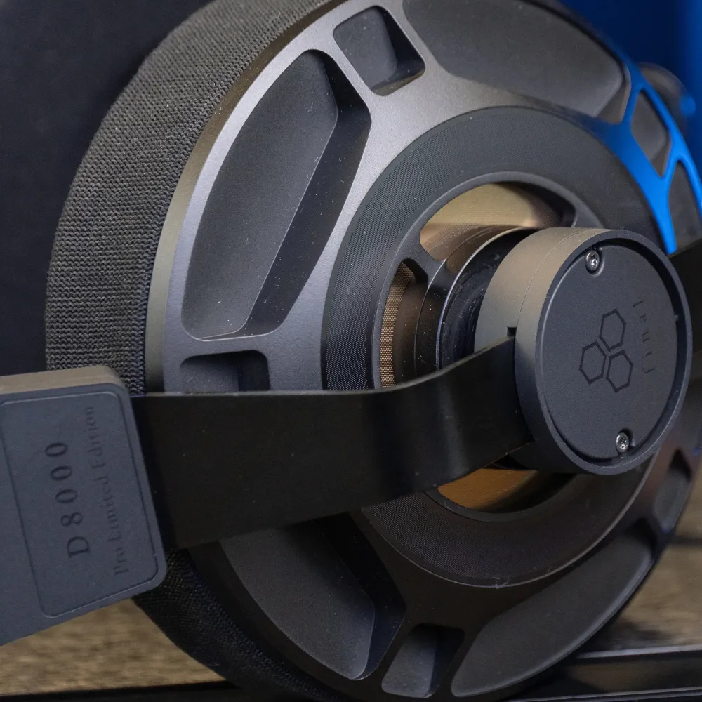 Final Audio D8000 Pro Limited Edition Black/Gold