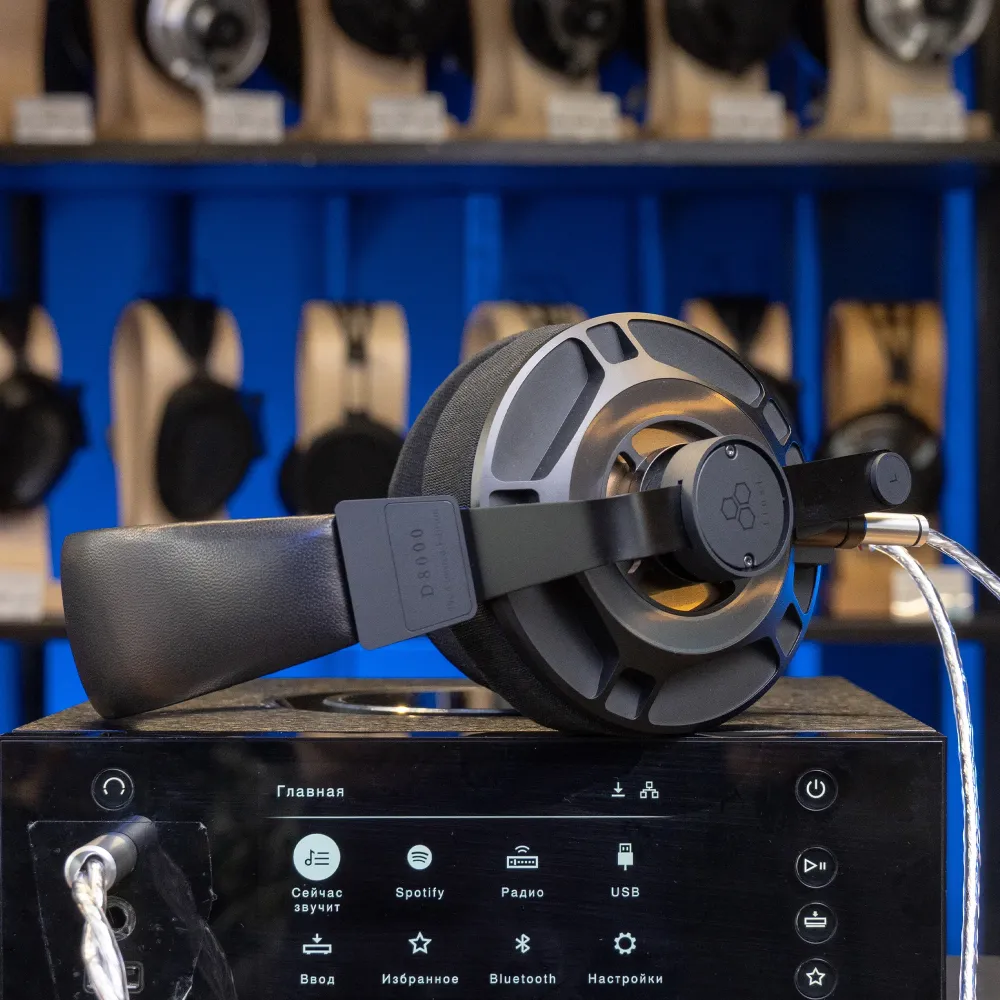 Final Audio D8000 Pro Limited Edition Black/Gold