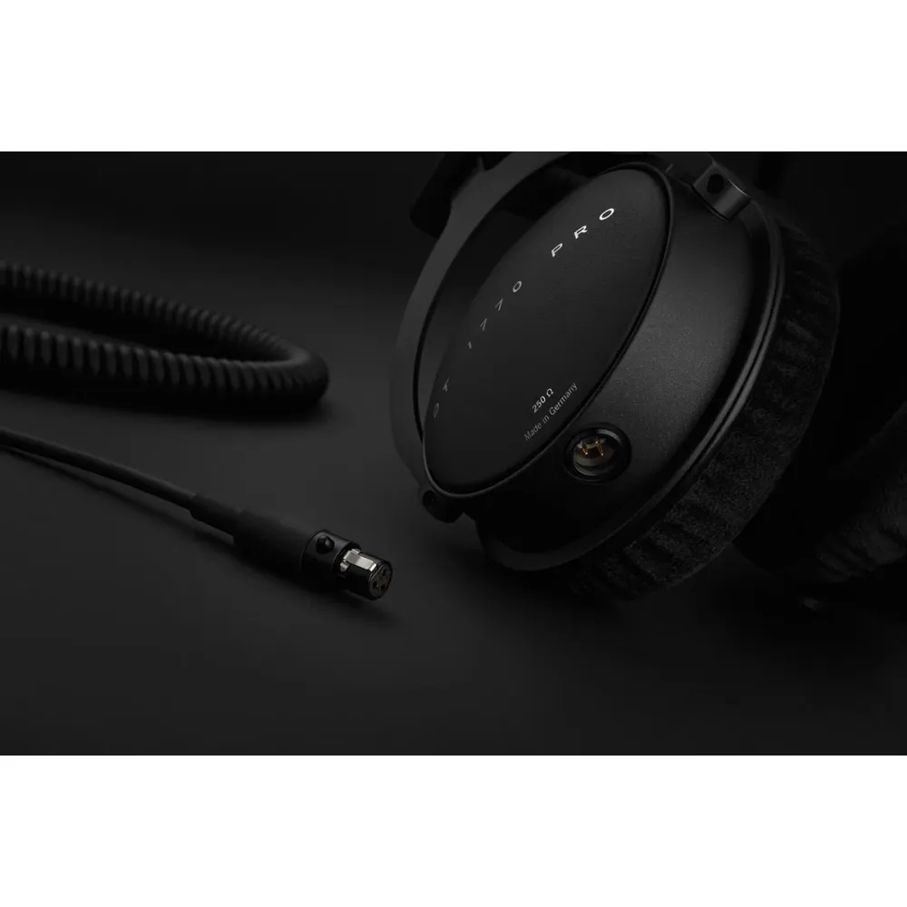 Beyerdynamic DT 1770 PRO