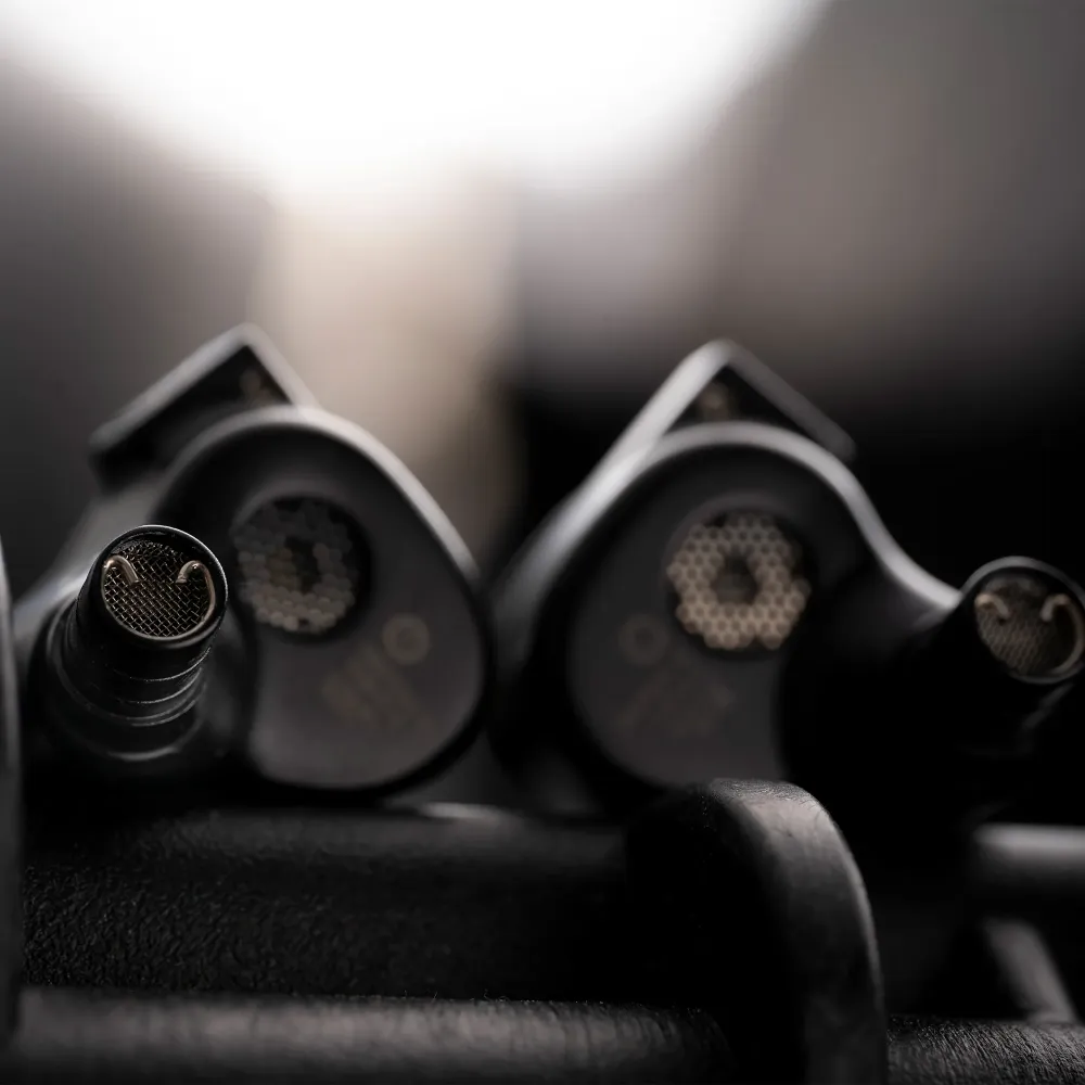 FiR Audio Radon 6 Universal