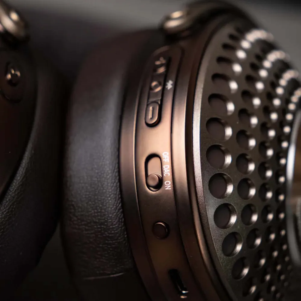 Focal Bathys MG Chestnut