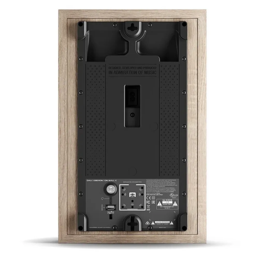 Dali OBERON On-Wall C Light Oak